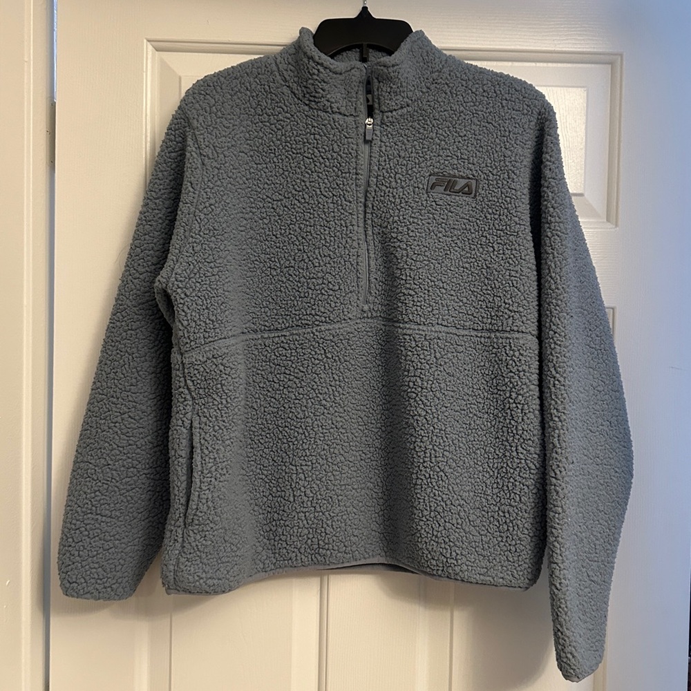 FILA LONG SLEEVE QUARTER ZIP PULL OVER in LARGE